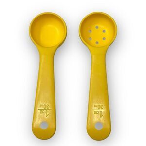Carlisle 4921 & 4923 1 oz 30ml Yellow Short Handle Portion Spoon Lot of 2